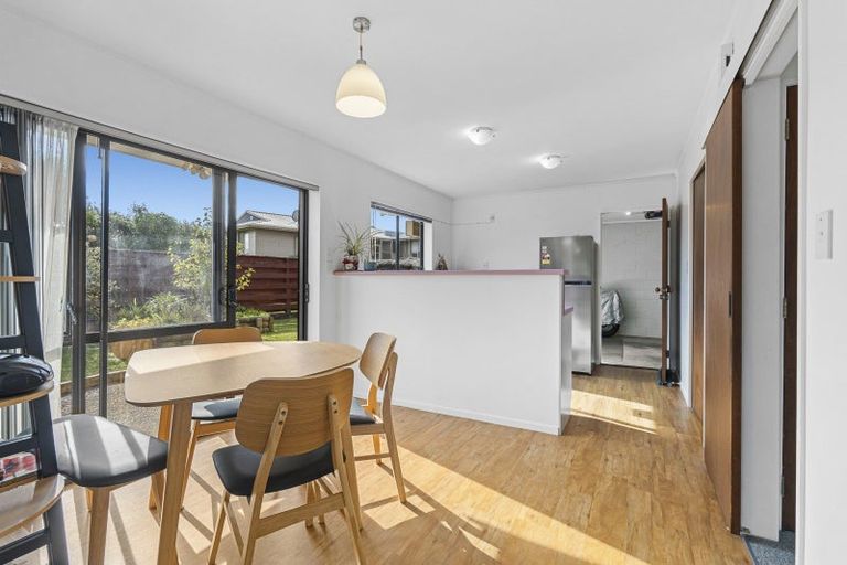 Photo of property in 2/38 Waimea Street, Westown, New Plymouth, 4310