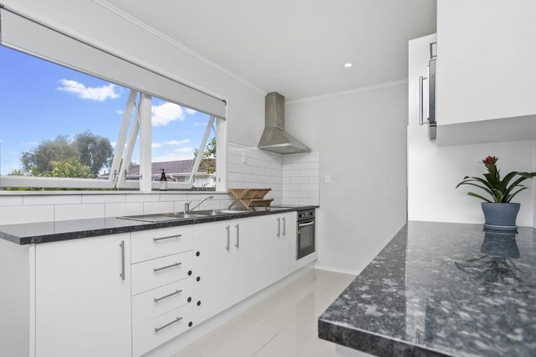 Photo of property in 17 Winsford Street, Manurewa, Auckland, 2102