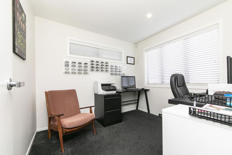 Photo of property in 75 Kaipara Portage Road, Riverhead, 0820