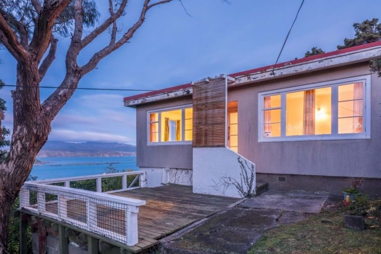 Photo of property in 103 View Road, Houghton Bay, Wellington, 6023