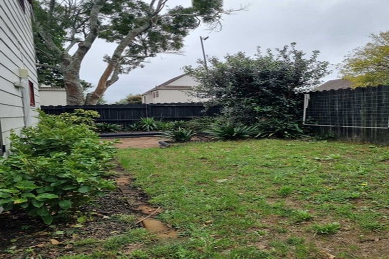 Photo of property in 15/19a Gray Avenue, Mangere East, Auckland, 2024