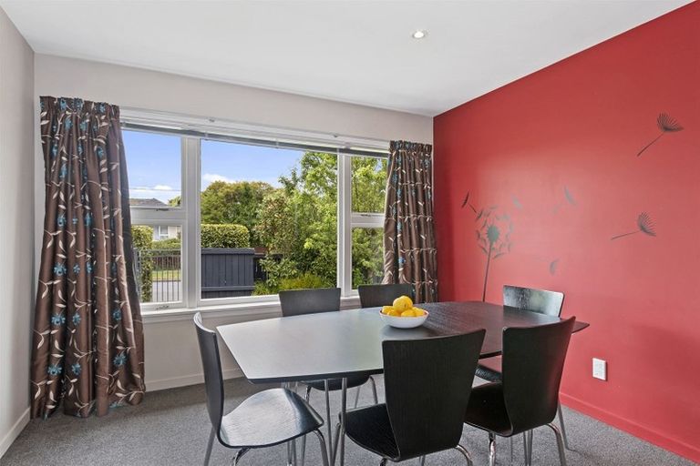 Photo of property in 37 Sledmere Street, Burnside, Christchurch, 8053