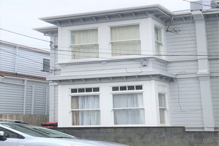 Photo of property in 138 Brougham Street, Mount Victoria, Wellington, 6011