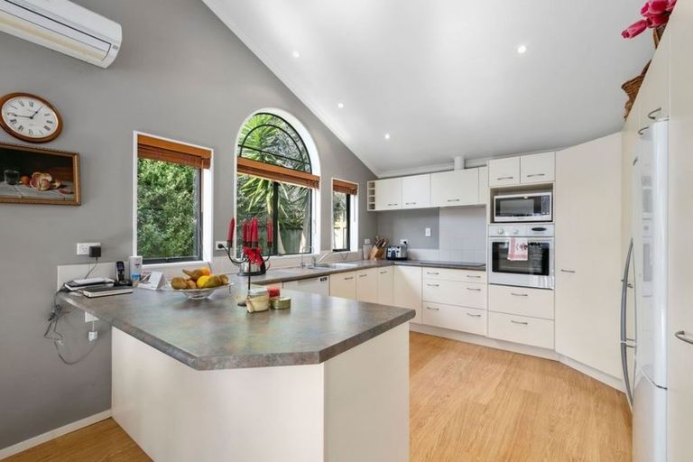 Photo of property in 12 Syracuse Place, Albany, Auckland, 0632