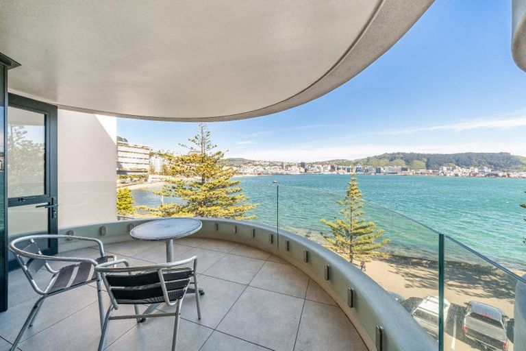 Photo of property in 6/308 Oriental Parade, Oriental Bay, Wellington, 6011
