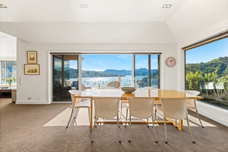 Photo of property in 362b Waikawa Road, Waikawa, Picton, 7220