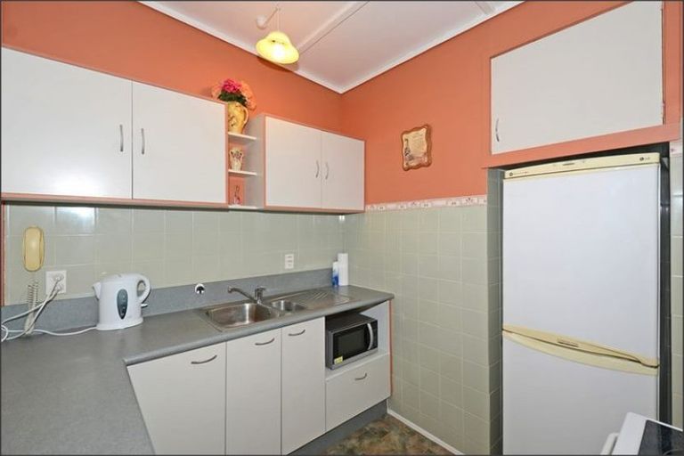 Photo of property in 1/4 Gower Street, Silverstream, Upper Hutt, 5019