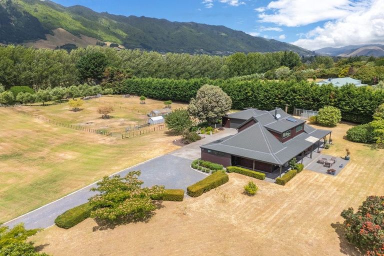 Photo of property in 25 Kensington Drive, Peka Peka, Waikanae, 5391