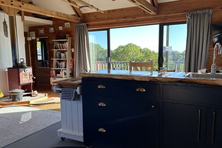 Photo of property in 9 The Parade, Okarito, Whataroa, 7886