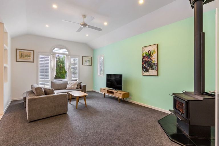 Photo of property in 47 Ramsay Drive, Acacia Bay, Taupo, 3385