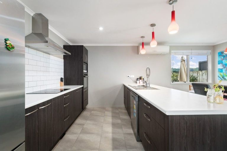 Photo of property in 15 Reel Road, Athenree, Waihi Beach, 3611