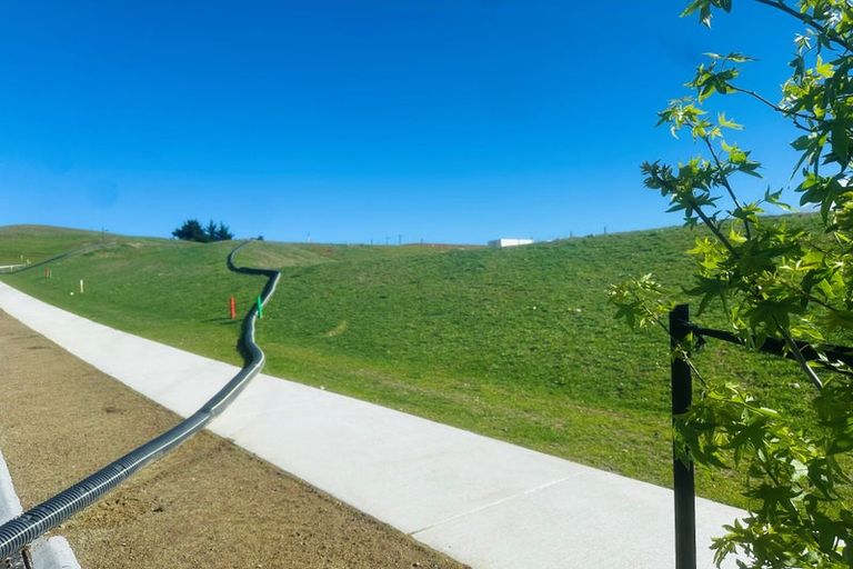 Photo of property in Northlake, 4 Carrickmore Crescent, Wanaka, 9305