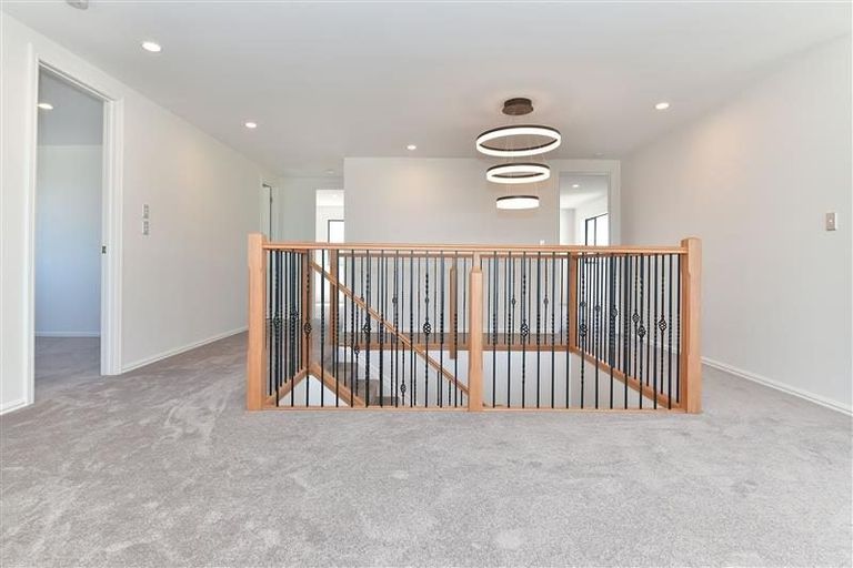 Photo of property in 241 West Hoe Heights, Orewa, 0931