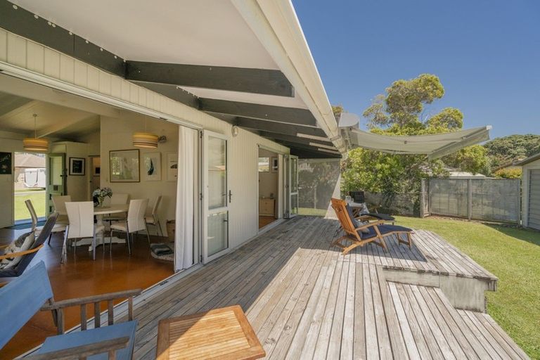 Photo of property in 13 Wigmore Crescent, Hahei, Whitianga, 3591