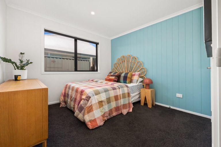 Photo of property in 10 Pateke Drive, Kenepuru, Porirua, 5022