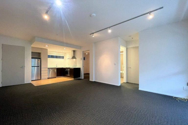 Photo of property in Revolucion Apartments, 404n/28 Torrens Terrace, Mount Cook, Wellington, 6011