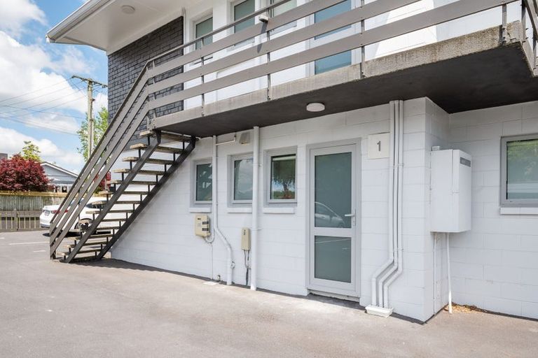 Photo of property in 2/10 Avon Street, Frankton, Hamilton, 3204