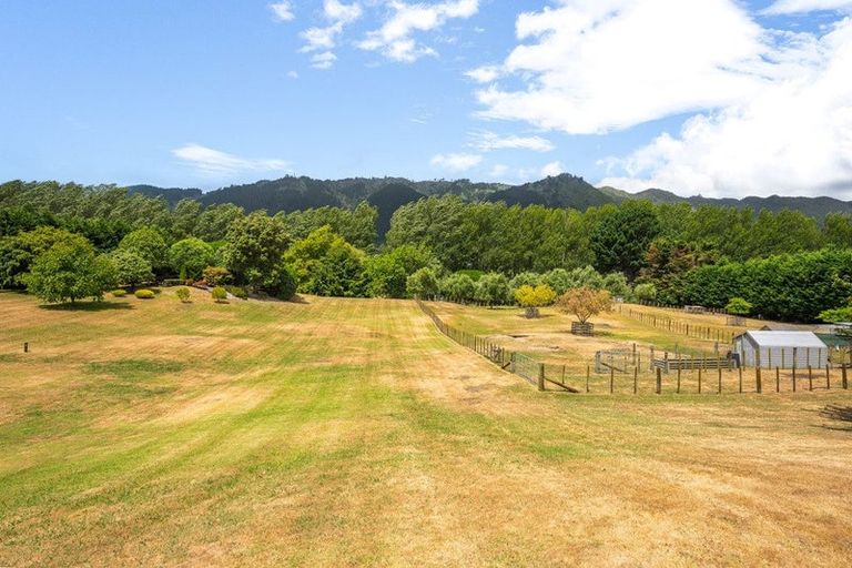 Photo of property in 25 Kensington Drive, Peka Peka, Waikanae, 5391