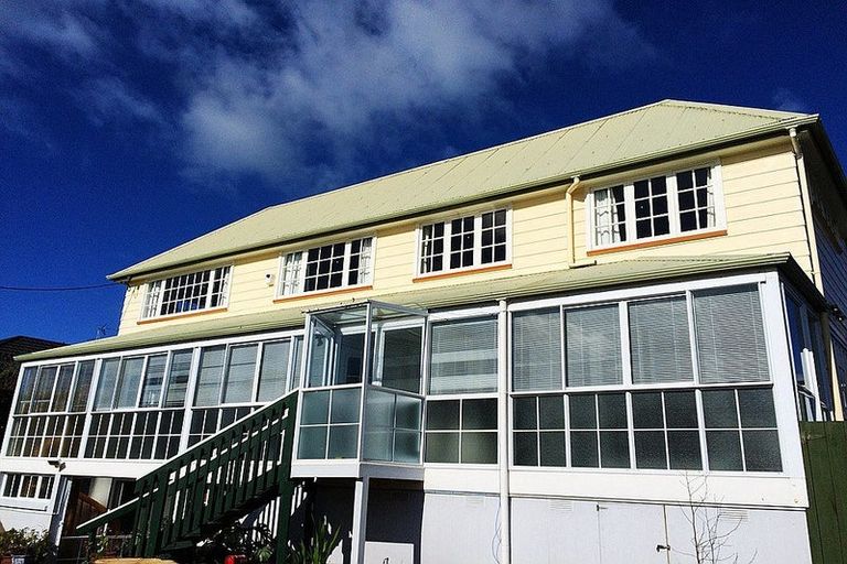 Photo of property in 1/4 Argyle Road, Browns Bay, Auckland, 0630