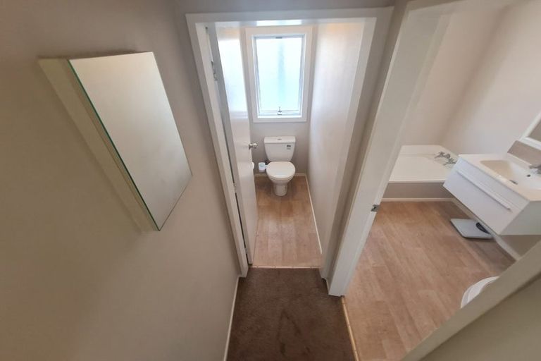 Photo of property in 4 Delaware Grove, Totara Park, Upper Hutt, 5018