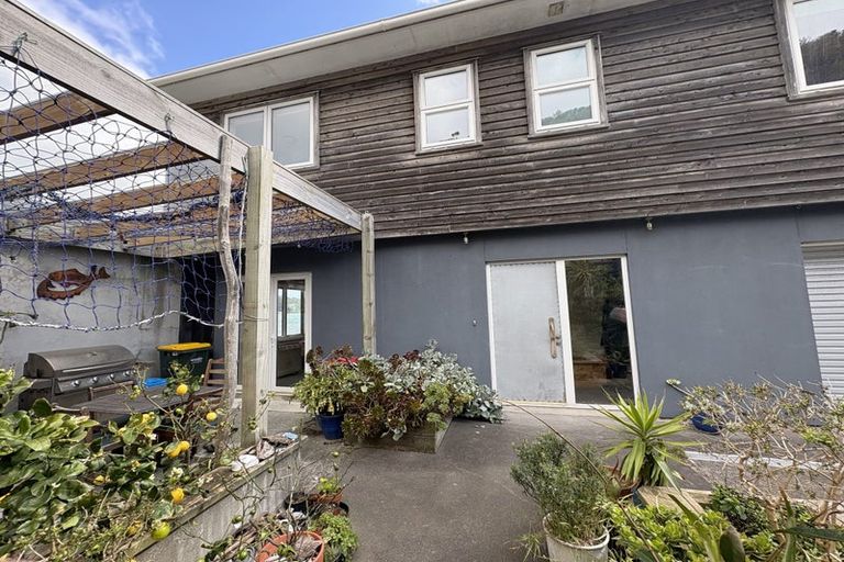 Photo of property in 603b Marine Drive, Days Bay, Lower Hutt, 5013