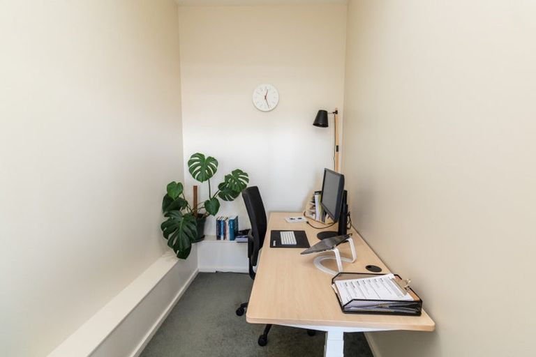 Photo of property in Stadium Garden Flats, 211/107 Thorndon Quay, Pipitea, Wellington, 6011