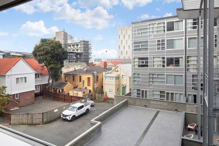 Photo of property in St Pauls Apartments, 70/43 Mulgrave Street, Thorndon, Wellington, 6011