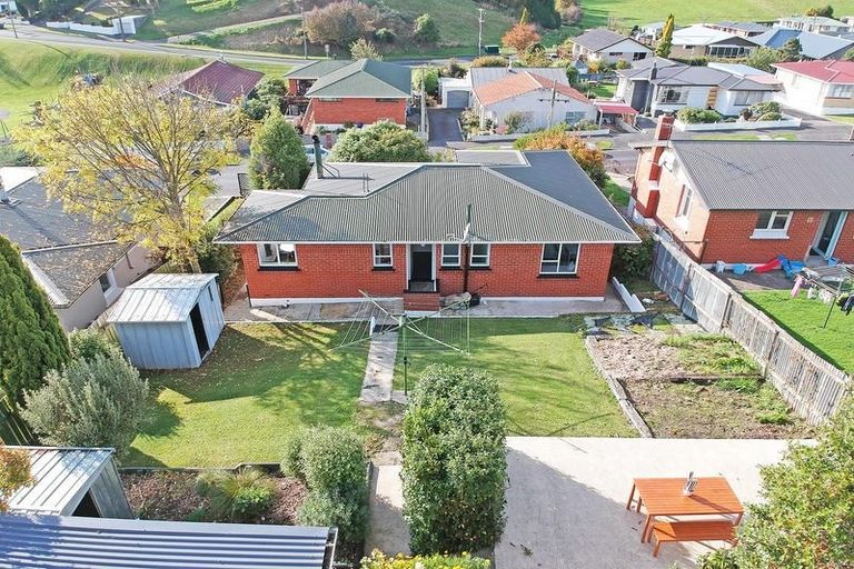 Photo of property in 23 Elwyn Crescent, Green Island, Dunedin, 9018