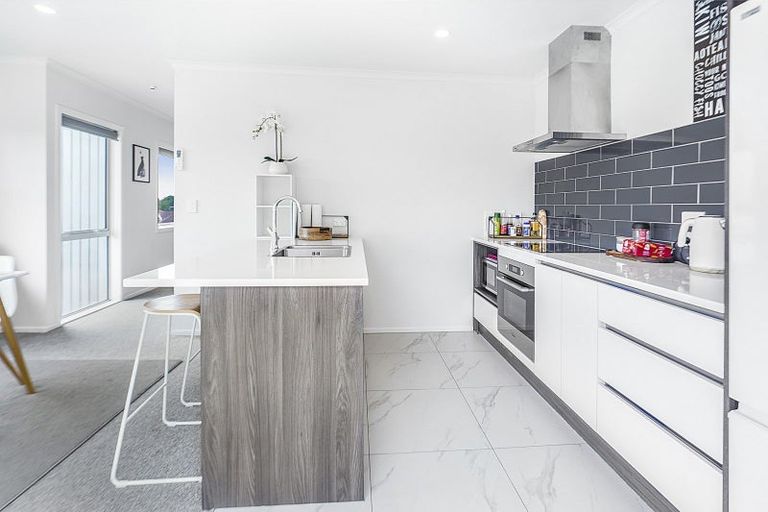 Photo of property in 1/12 Scotland Place, Hillcrest, Hamilton, 3216