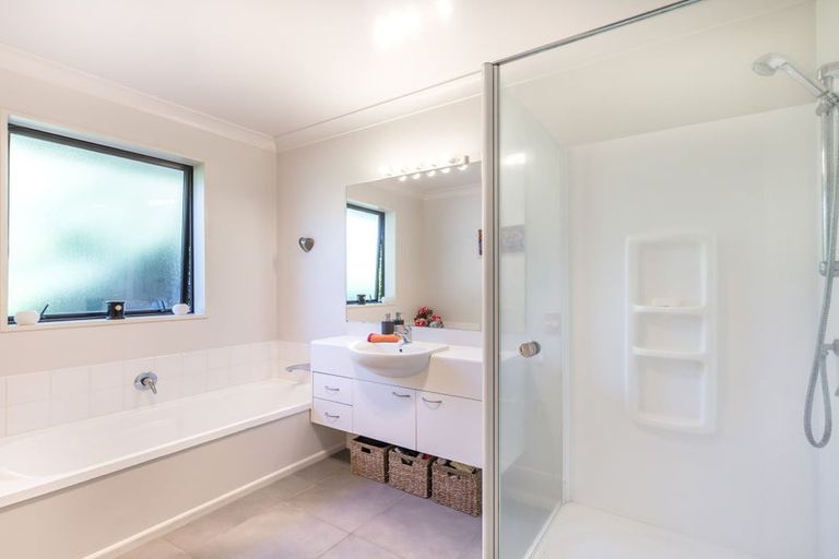 Photo of property in 24 Glamis Place, Cashmere, Christchurch, 8022