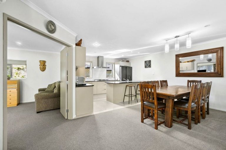 Photo of property in 16c Cyrus Street, Whalers Gate, New Plymouth, 4310