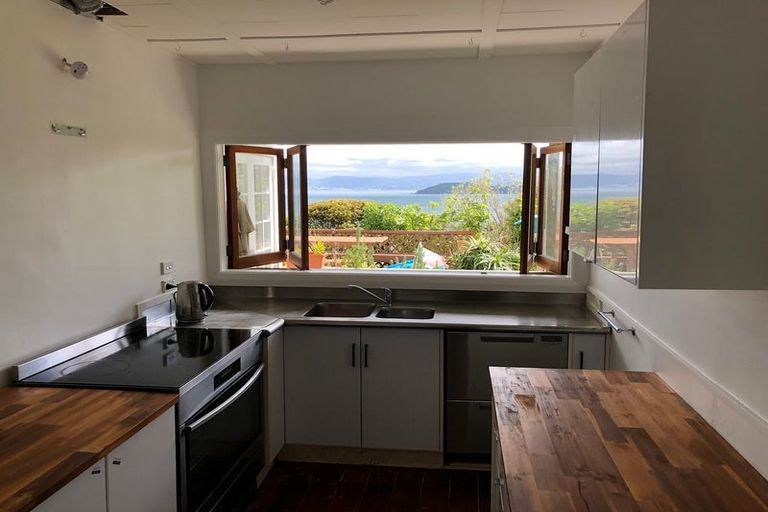 Photo of property in 34 Waitohu Road, York Bay, Lower Hutt, 5013