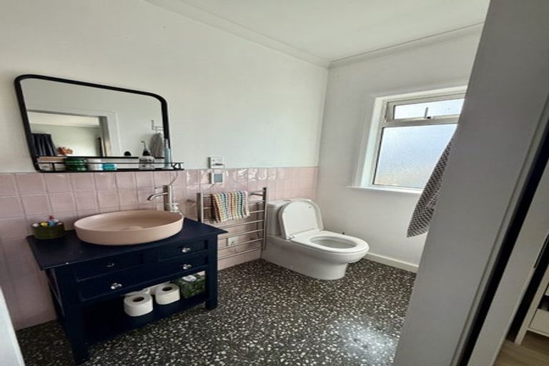 Photo of property in 38 Buckingham Street, Melrose, Wellington, 6023