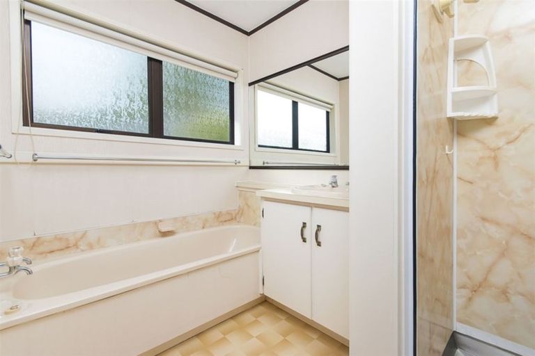 Photo of property in 16a George Street, Waiuku, 2123