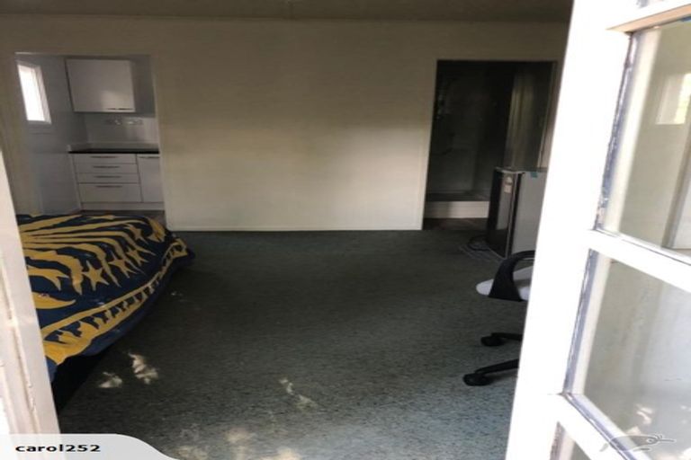 Photo of property in 11 Challinor Street, Pakuranga, Auckland, 2010