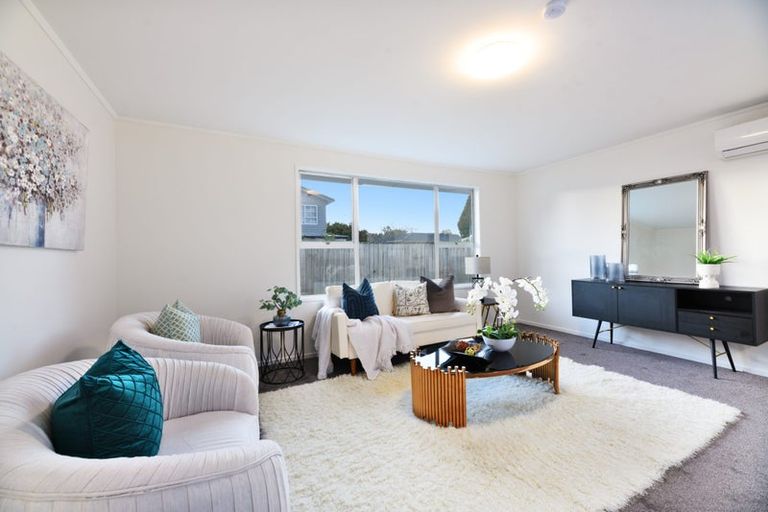 Photo of property in 31 Universal Drive, Henderson, Auckland, 0610