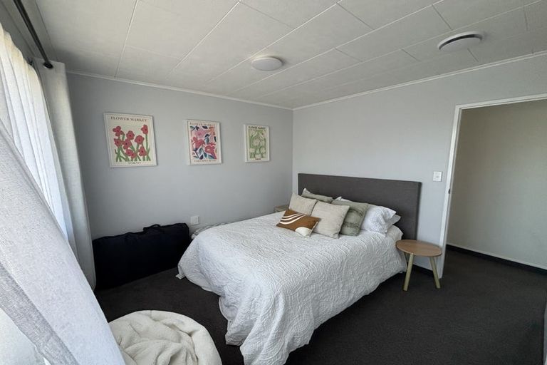 Photo of property in 4 Renata Road, Otaki, 5512