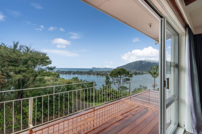 Photo of property in 44 Tairua Heights, Tairua, 3508