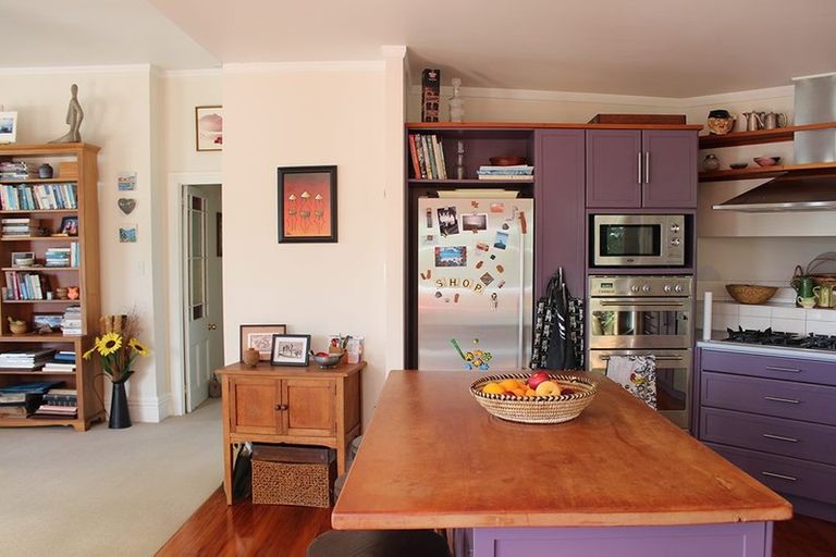 Photo of property in 122 Beach Road, Onerahi, Whangarei, 0110