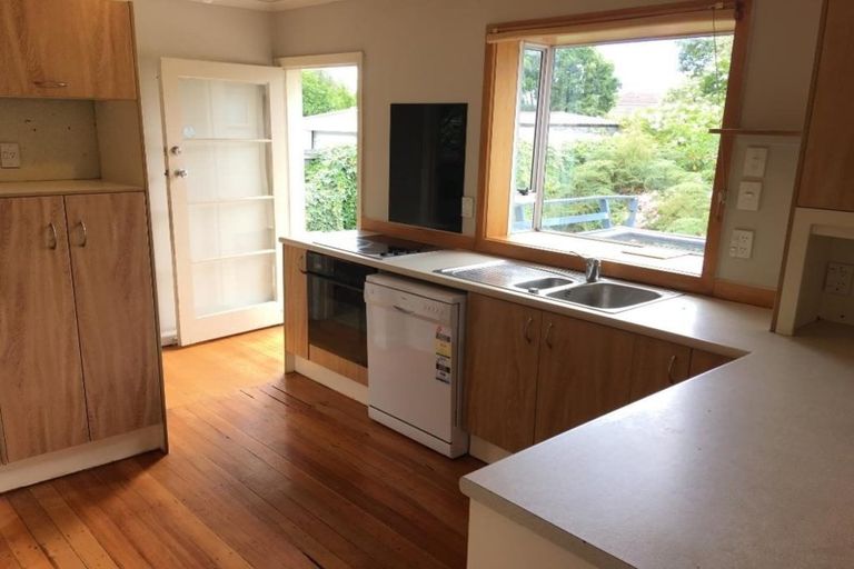 Photo of property in 53 Acacia Avenue, Upper Riccarton, Christchurch, 8041