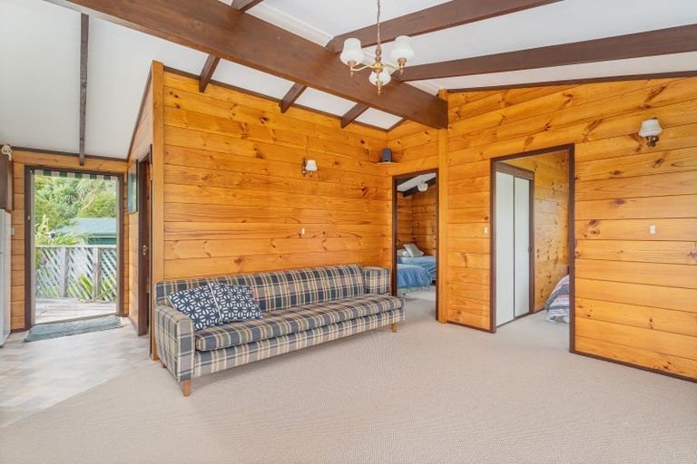 Photo of property in 3 Wigmore Crescent, Hahei, Whitianga, 3591