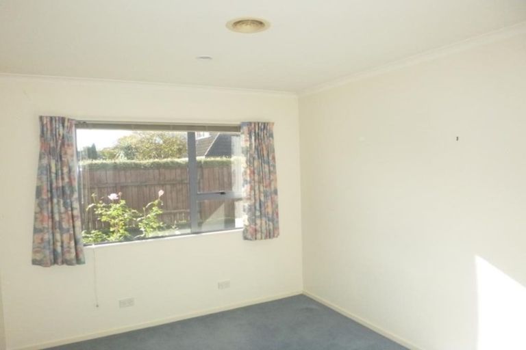 Photo of property in 59 Hautana Street, Woburn, Lower Hutt, 5010