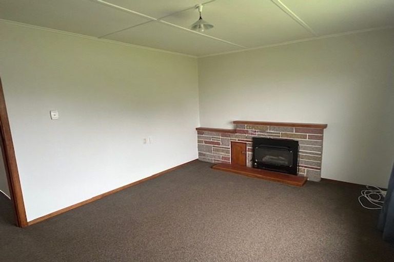 Photo of property in 16 Harris Street, Waitara, 4320