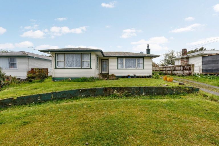 Photo of property in 19 Keats Crescent, Enderley, Hamilton, 3214