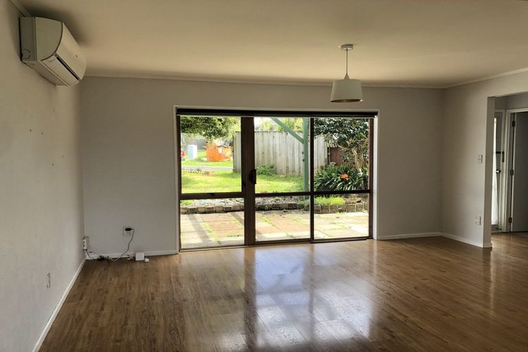 Photo of property in 2/21 Roysfield Lane, Sunnyhills, Auckland, 2010