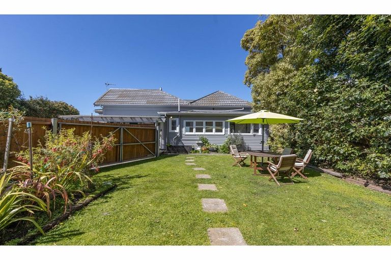 Photo of property in 309 Eastern Terrace, Sydenham, Christchurch, 8023