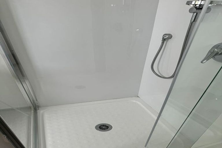 Photo of property in 1/42 Moncrieff Avenue, Clendon Park, Auckland, 2103