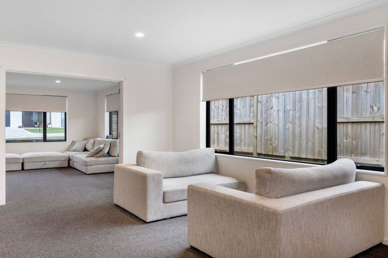 Photo of property in 19 Lloyd Crescent, Pukehangi, Rotorua, 3015