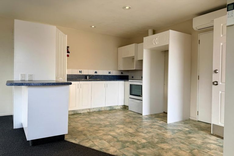 Photo of property in 34 Wrights Road, Addington, Christchurch, 8024