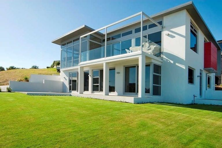 Photo of property in 132 Glenstrae Road, Redcliffs, Christchurch, 8081